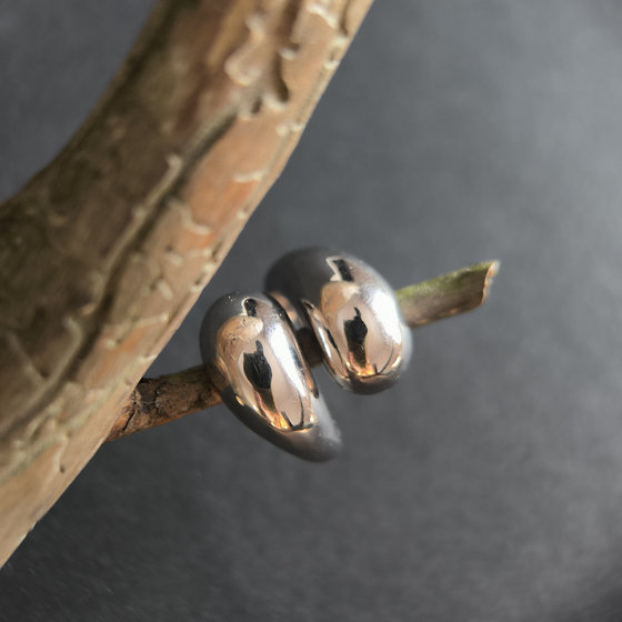 Серебряное кольцо без камней