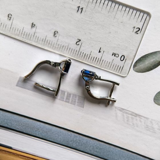 Серебряные серьги с сапфиром nano 1.163ct