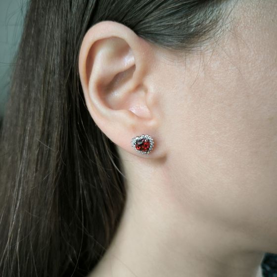 Серебряные серьги с гранатом 2.323ct