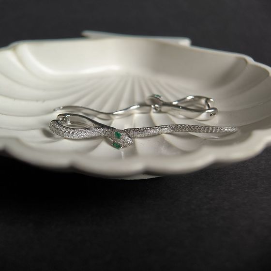 Серебряные серьги с фианитами