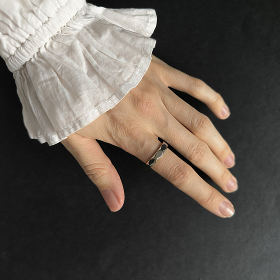 Серебряное кольцо без камней