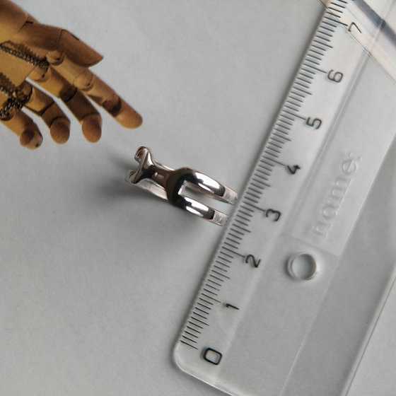 Серебряное кольцо без камней