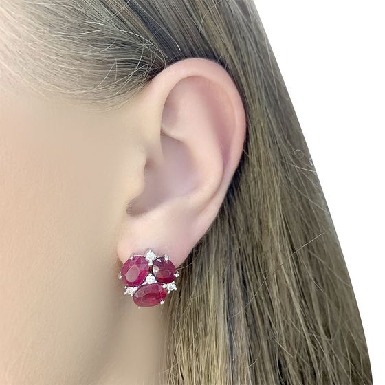 Серебряные серьги с рубином