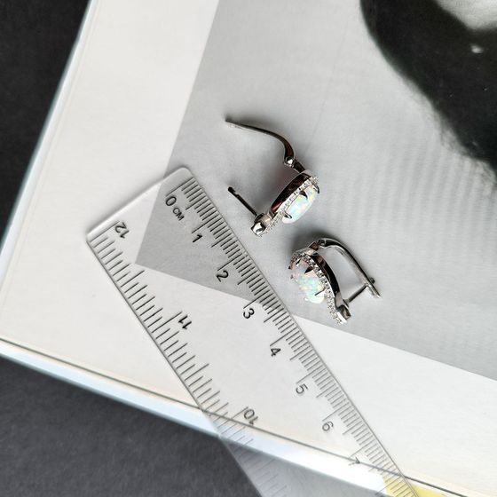 Срібні сережки з опалом 2.633ct, фіанітами