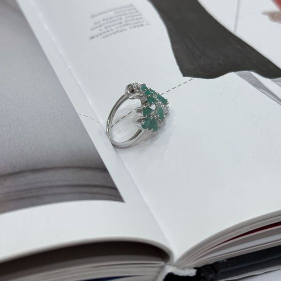 Silver ring with emerald, fianites