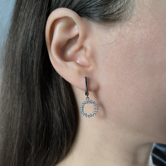 Серебряные серьги с фианитами