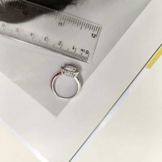 Серебряное кольцо с опалом 1.265ct, фианитами