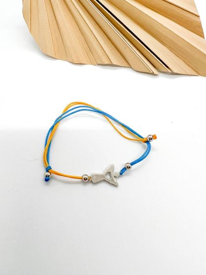 Silver bracelet without stones