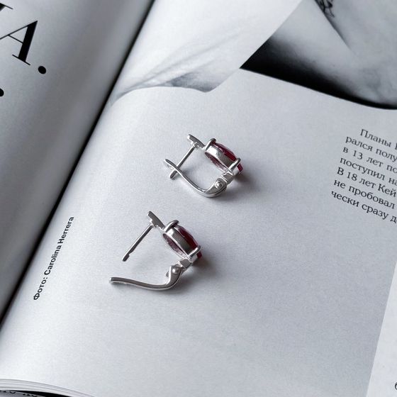 Серебряные серьги с рубином 6.458ct