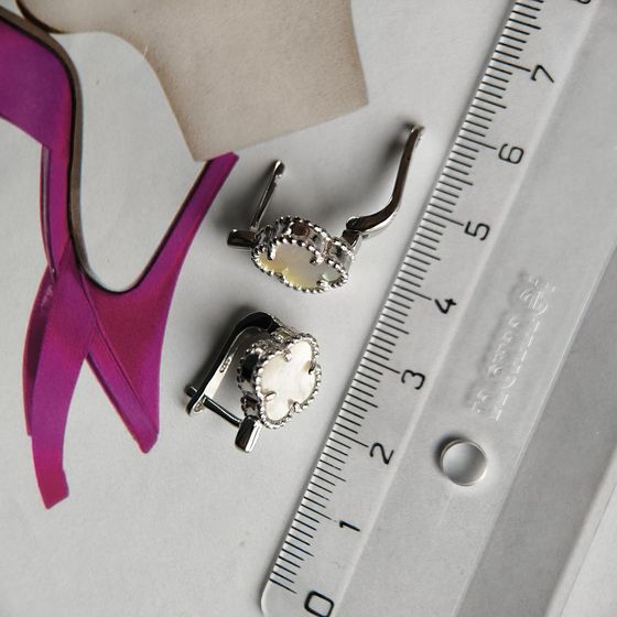 Серебряные серьги с перламутром