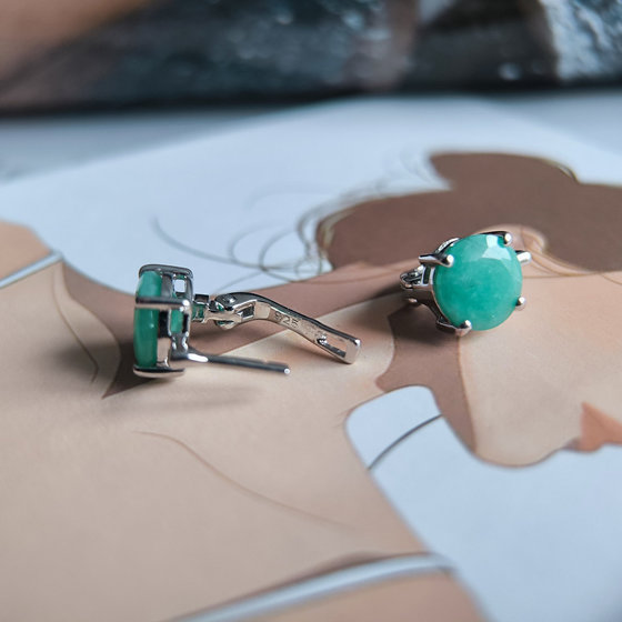 Серебряные серьги с изумрудом 4.525ct