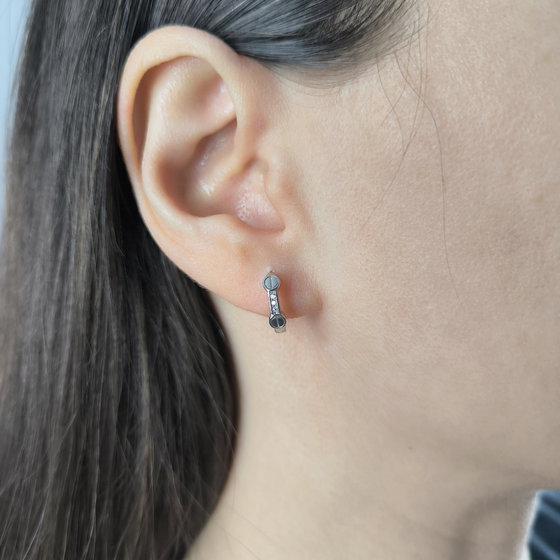 Серебряные серьги с фианитами