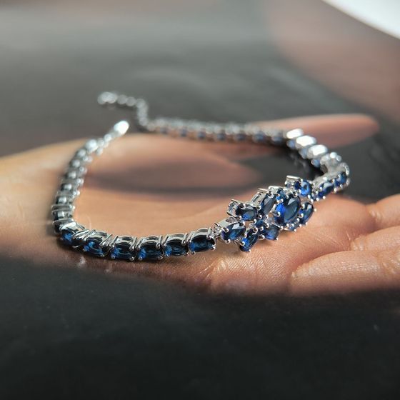 Silver bracelet with sapphire nano 5.738ct