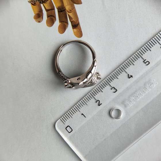 Silver ring with cubic zirconia