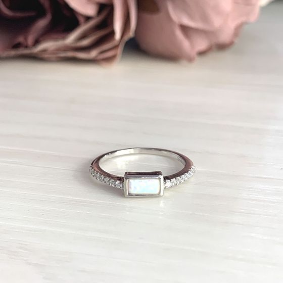 Серебряное кольцо с опалом 0.373ct