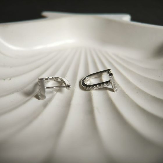 Серебряные серьги с фианитами