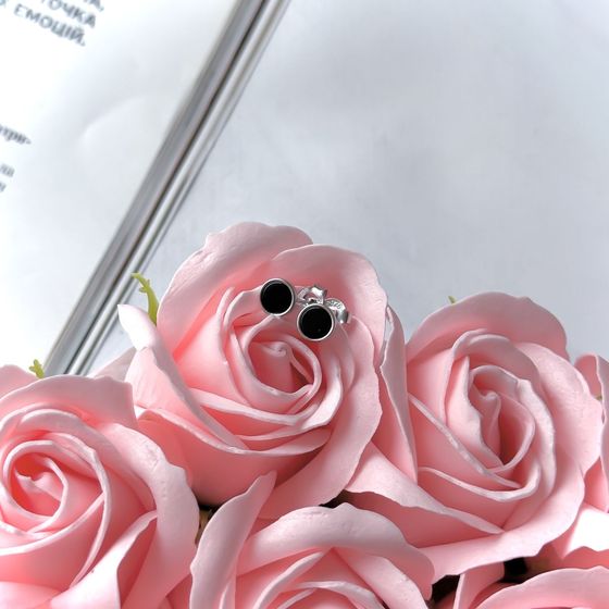 Silver earrings with onyx