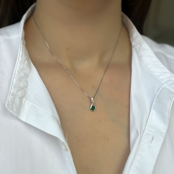 Silver pendant with emerald nano 0.35ct