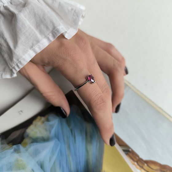 Серебряное кольцо с рубином 0.975ct