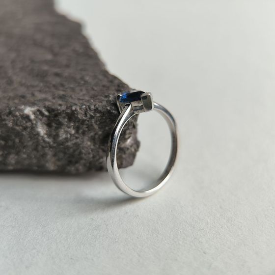 Silver ring with sapphire nano 0.517ct