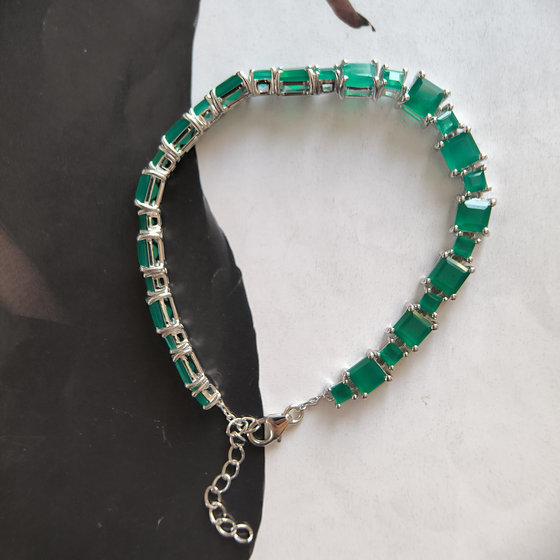 Серебряный браслет с агатом 10.506ct