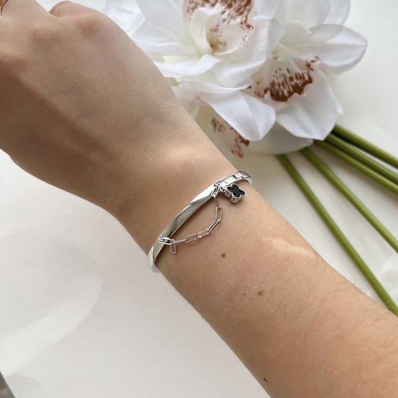 Серебряный браслет с ониксом