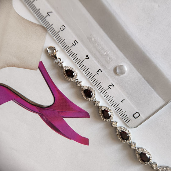 Серебряный браслет с гранатом 8.751ct