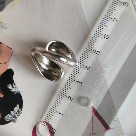 Серебряное кольцо без камней