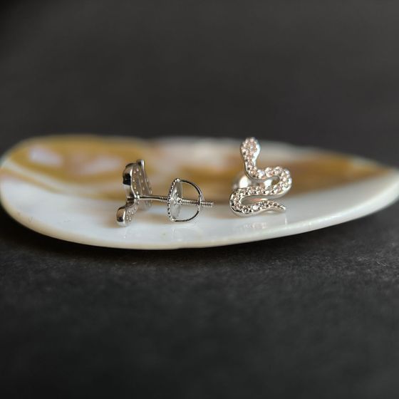 Серебряные серьги с фианитами