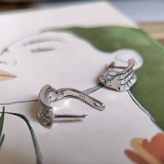 Silver Earrings with Fianites