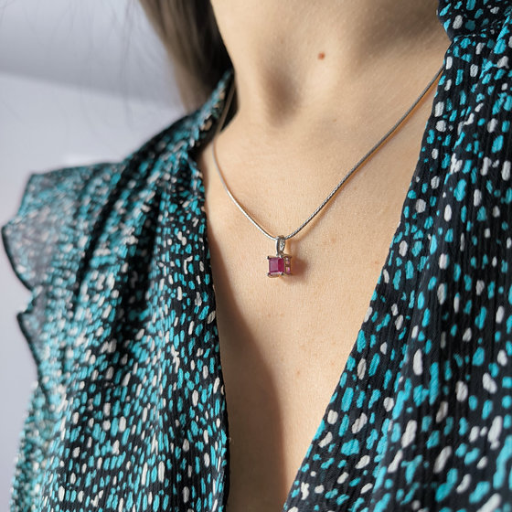 Серебряная подвеска с рубином 0.96ct