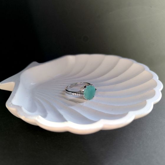 Silver ring with emerald