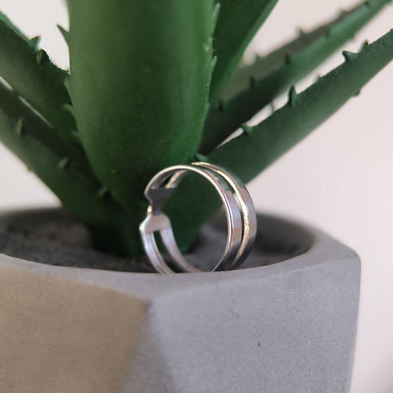 Серебряное кольцо без камней