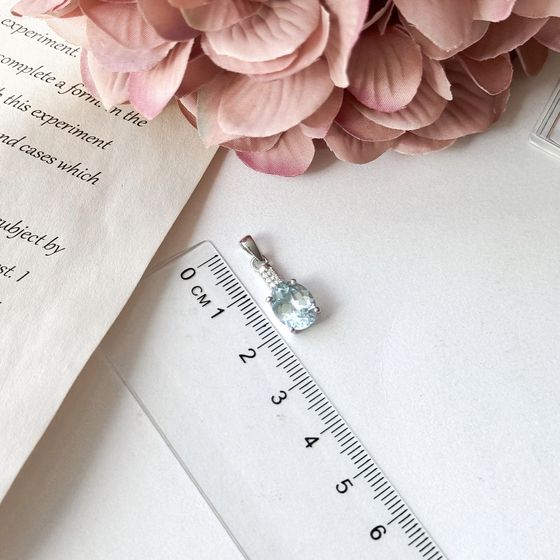 Серебряная подвеска с топазом 2.951ct