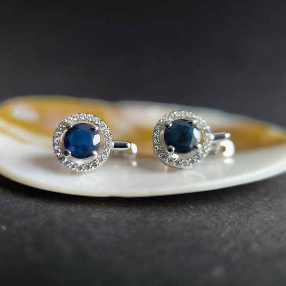 Серебряные серьги с сапфиром 2.628ct, фианитами