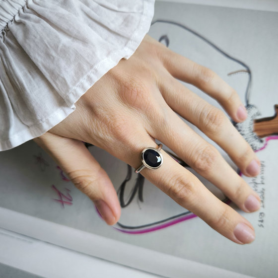 Серебряное кольцо с сапфиром 2.963ct