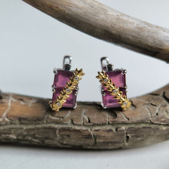 Серебряные серьги с рубином 4.188ct