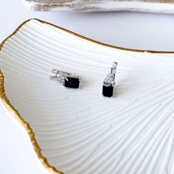 Срібні сережки з сапфіром 3.863ct, фіанітами