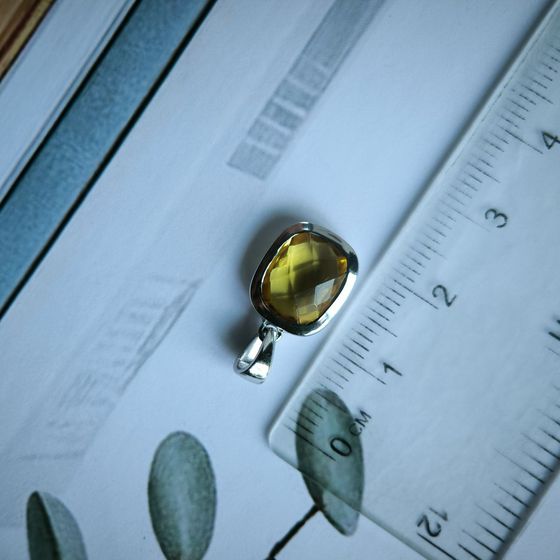 Срібна підвіска з цитрином nano