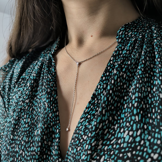 Серебряное колье с фианитами