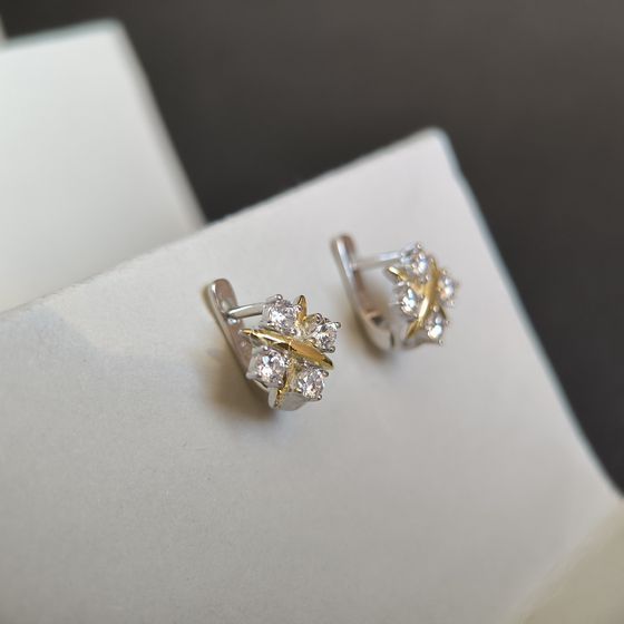 Серебряные серьги с фианитами