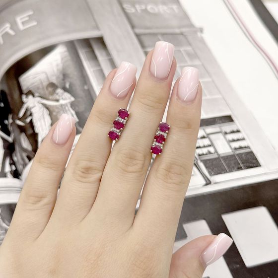 Серебряные серьги с рубином, фианитами