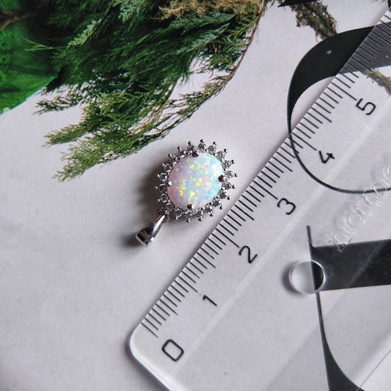 Silver pendant with opal 1.265ct