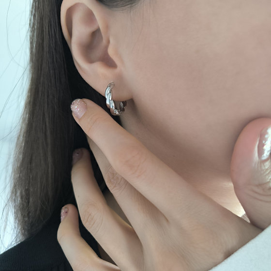 Серебряные серьги без камней