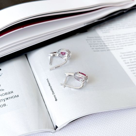 Срібні сережки з рубіном 4.846ct, фіанітами