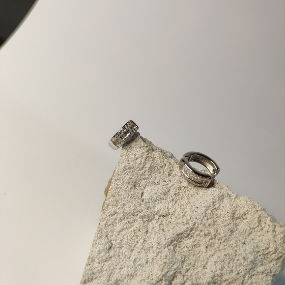 Серебряные серьги с фианитами