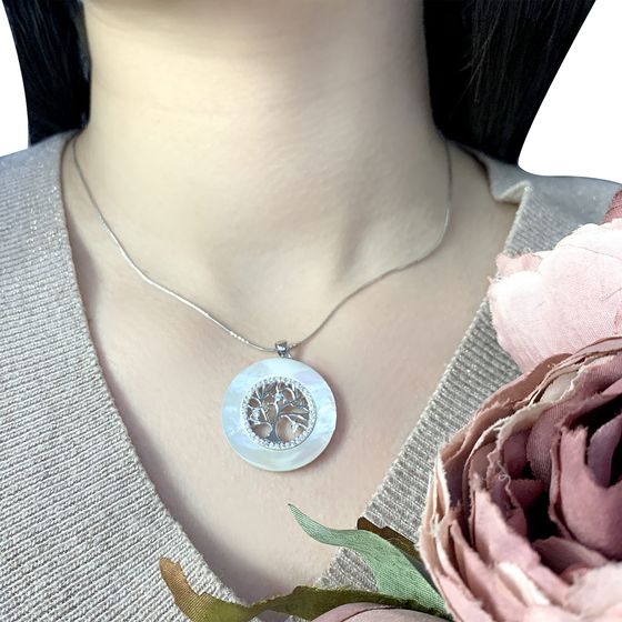 Серебряная подвеска с перламутром