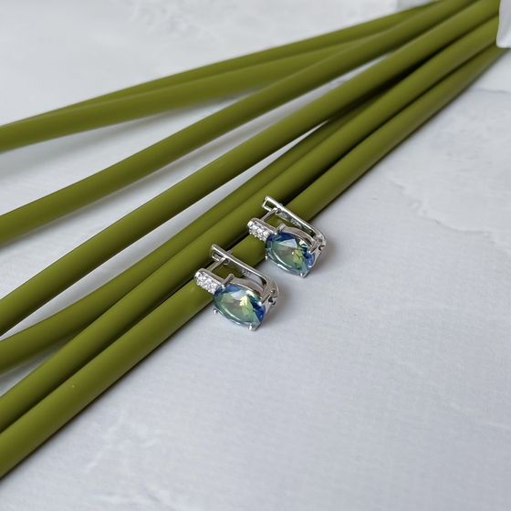 Серебряные серьги с мистик топазом 3.817ct