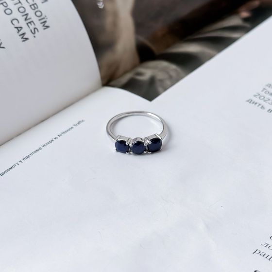 Серебряное кольцо с сапфиром 2.133ct