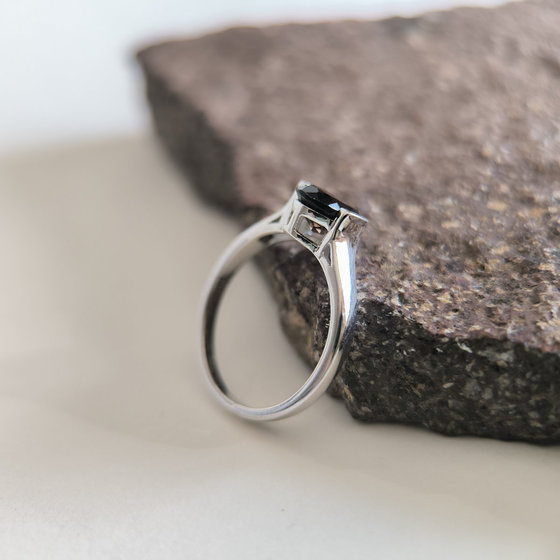 Серебряное кольцо с раухтопазом (дымчатым кварцем) 1.058ct